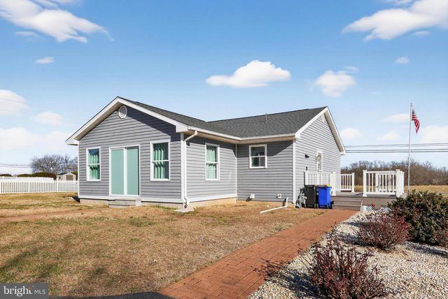 6215 N DUPONT HWY, Dover, DE 19901