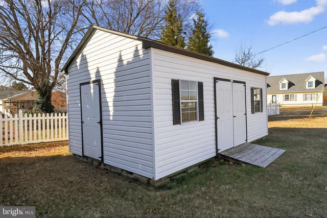 6215 N DUPONT HWY, Dover, DE 19901