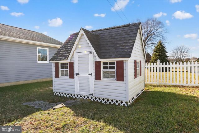 6215 N DUPONT HWY, Dover, DE 19901