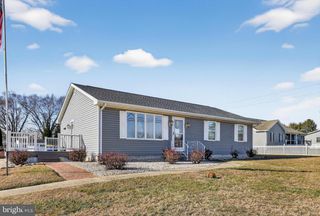 6215 N DUPONT HWY, Dover, DE 19901