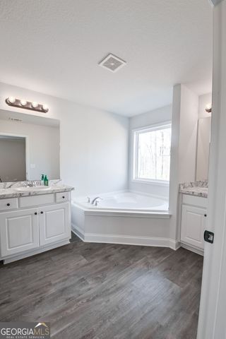 1374 Hardigree Road, Winder, GA 30680