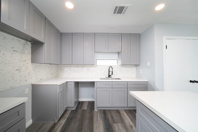 3309 Proswimmer Street, Houston, TX 77088