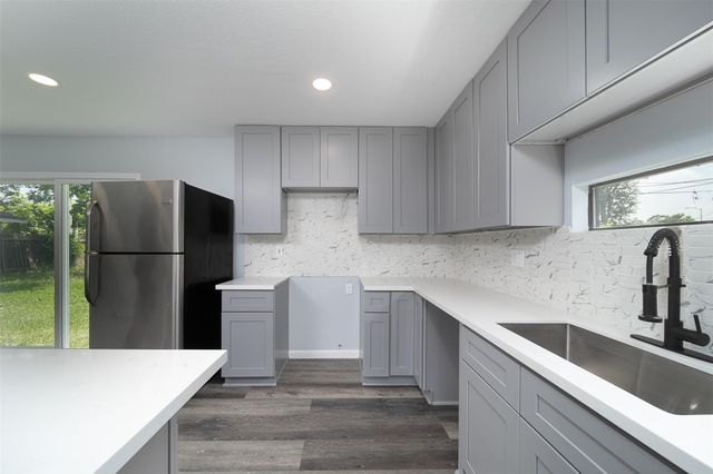 3309 Proswimmer Street, Houston, TX 77088