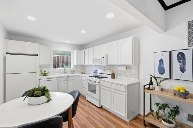 373 Sandalwood Drive, Aptos, CA 95003