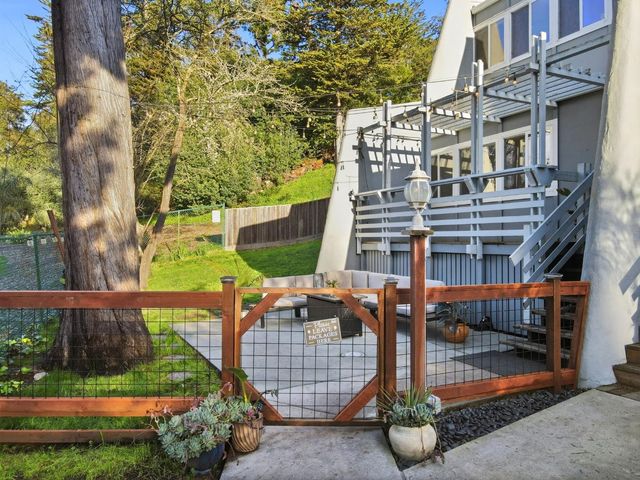 373 Sandalwood Drive, Aptos, CA 95003