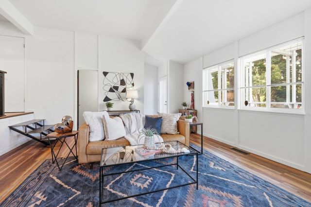 373 Sandalwood Drive, Aptos, CA 95003