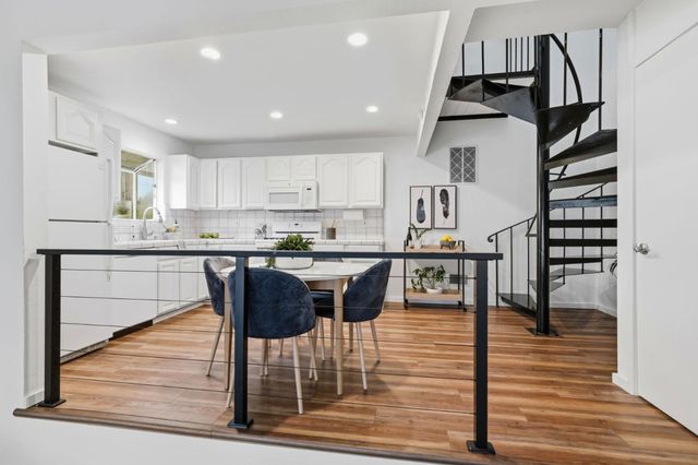 373 Sandalwood Drive, Aptos, CA 95003