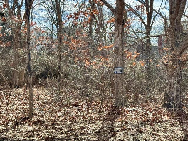 31 and 35 Moon Avenue, Flanders, NY 11901