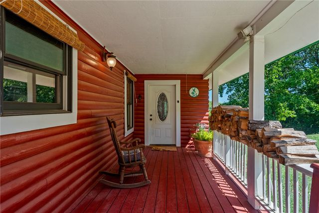 2132 County Road 246, Berryville, AR 72616