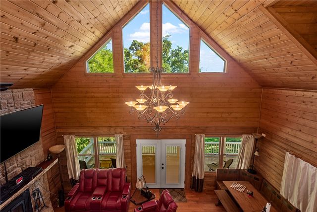2132 County Road 246, Berryville, AR 72616