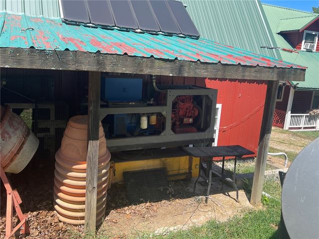2132 County Road 246, Berryville, AR 72616