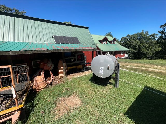 2132 County Road 246, Berryville, AR 72616