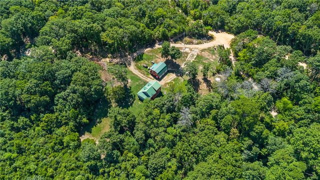 2132 County Road 246, Berryville, AR 72616