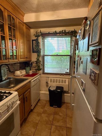 6291 Broadway A4, Bronx, NY 10471