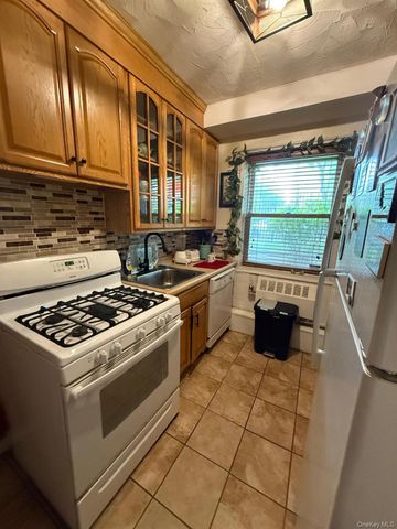 6291 Broadway A4, Bronx, NY 10471