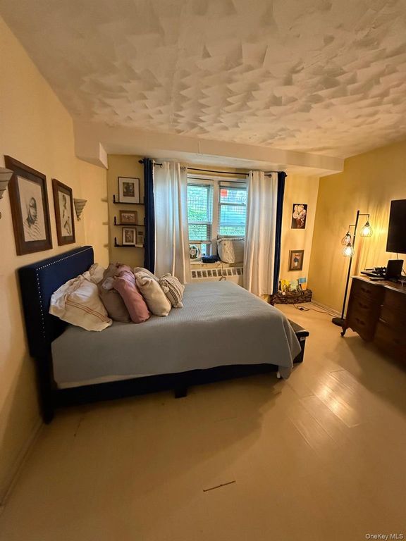 6291 Broadway A4, Bronx, NY 10471