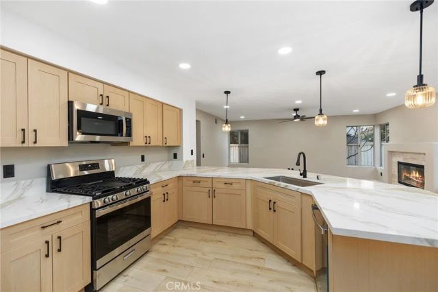 28950 Clear Spring, Highland, CA 92346