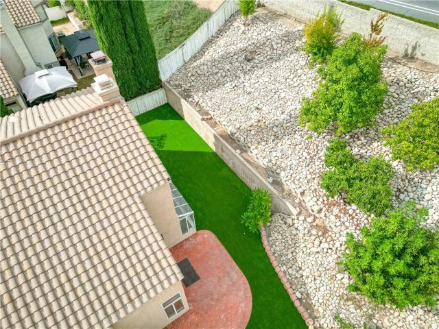 28950 Clear Spring, Highland, CA 92346