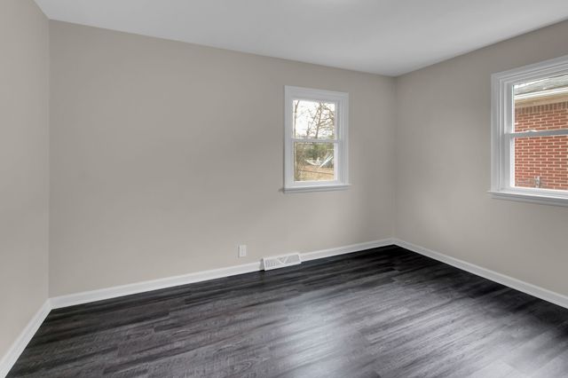 3610 Gale Ln, Hopkinsville, KY 42240