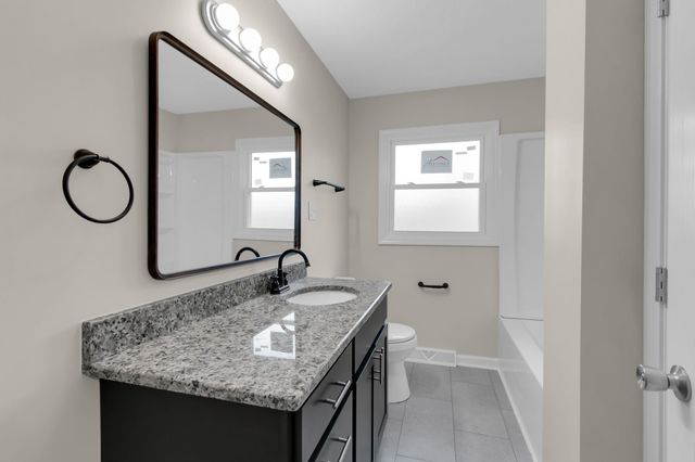 3610 Gale Ln, Hopkinsville, KY 42240