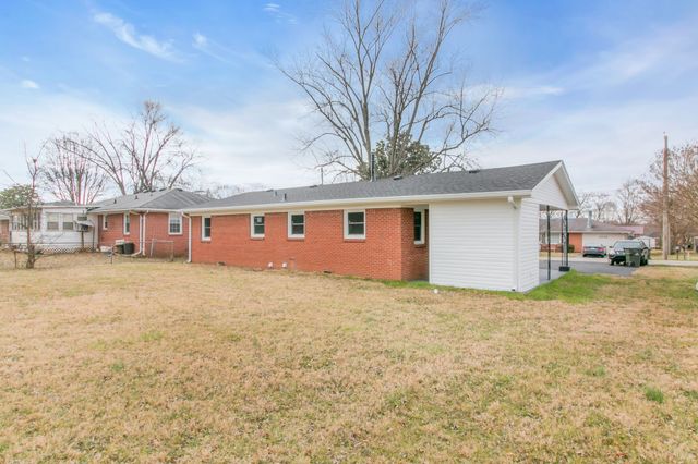 3610 Gale Ln, Hopkinsville, KY 42240