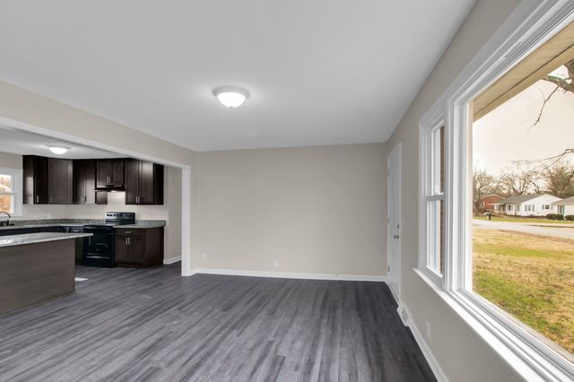 3610 Gale Ln, Hopkinsville, KY 42240