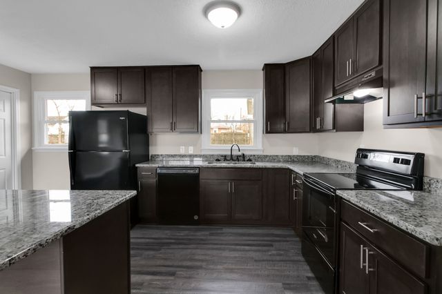 3610 Gale Ln, Hopkinsville, KY 42240