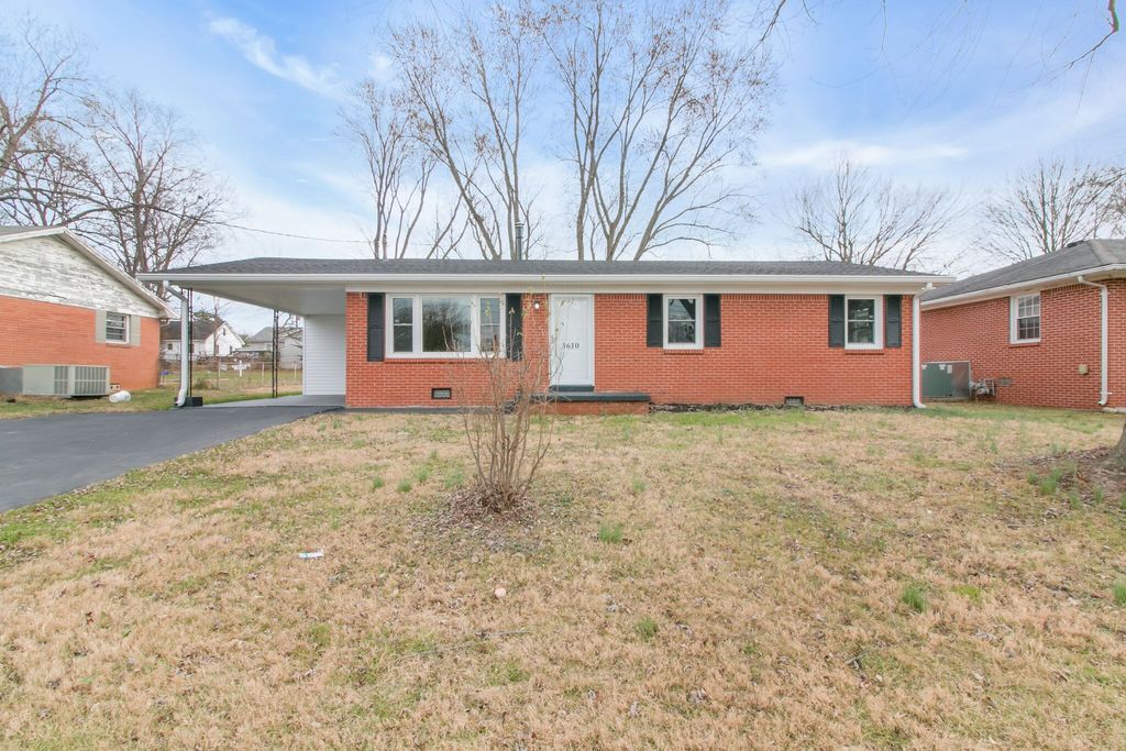 3610 Gale Ln, Hopkinsville, KY 42240