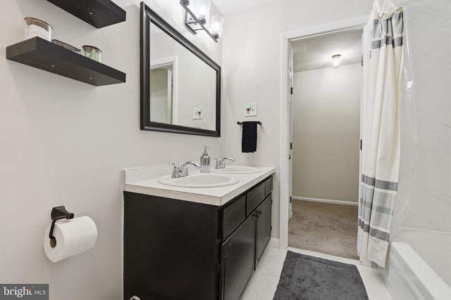908 GREEN ST, Bridgeport, PA 19405