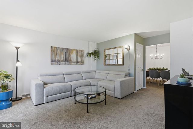908 GREEN ST, Bridgeport, PA 19405