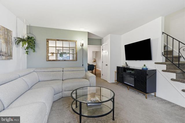 908 GREEN ST, Bridgeport, PA 19405