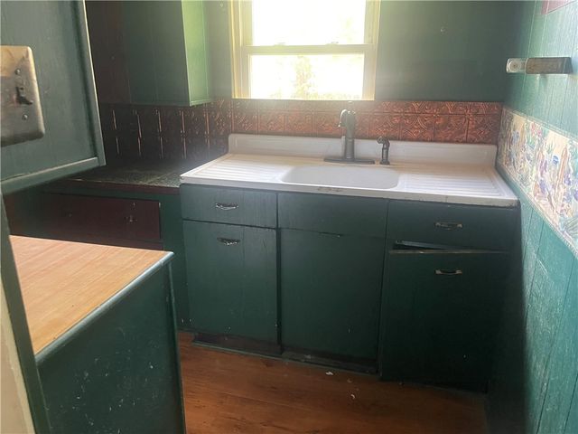 139 Overbrook Avenue, Warwick, RI 02889
