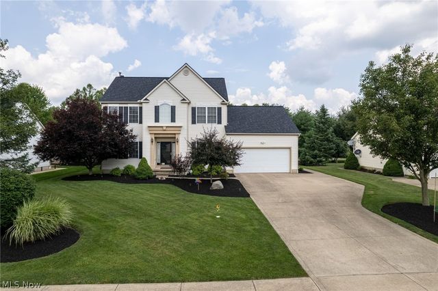 5684 Trystin Tree Drive, Medina, OH 44256
