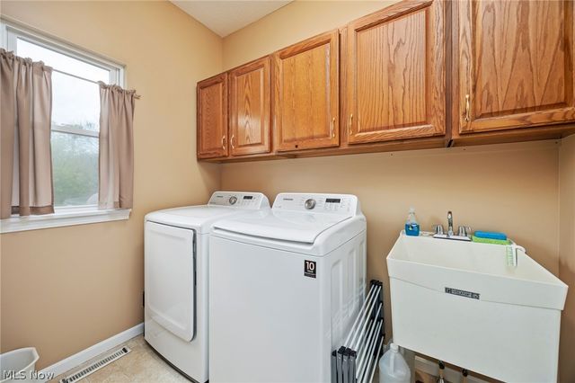 5684 Trystin Tree Drive, Medina, OH 44256