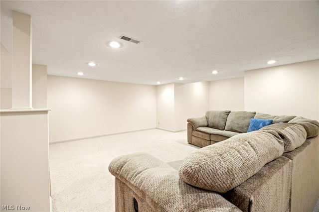 5684 Trystin Tree Drive, Medina, OH 44256