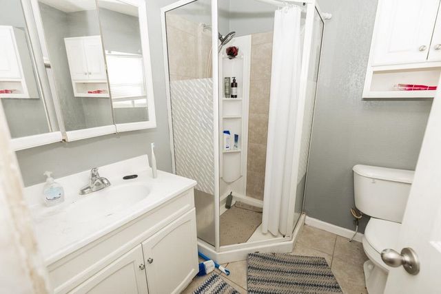 316 N 10th St, Salina, KS 67401