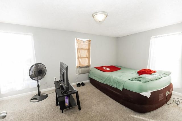 316 N 10th St, Salina, KS 67401