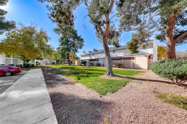 4770 Topaz Street 46, Las Vegas, NV 89121