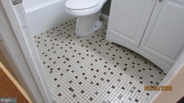 4416 VAN BUREN ST, University Park, MD 20782