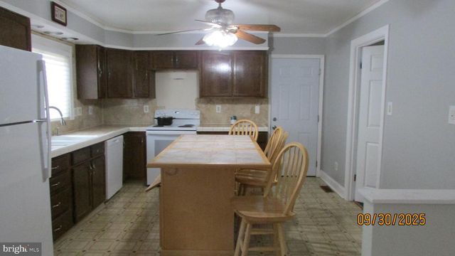 4416 VAN BUREN ST, University Park, MD 20782