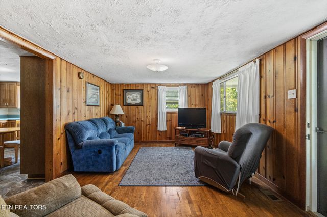 461 County Road 705, Athens, TN 37303