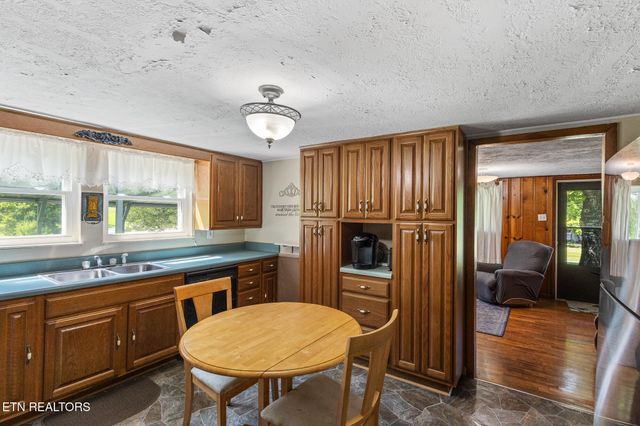 461 County Road 705, Athens, TN 37303