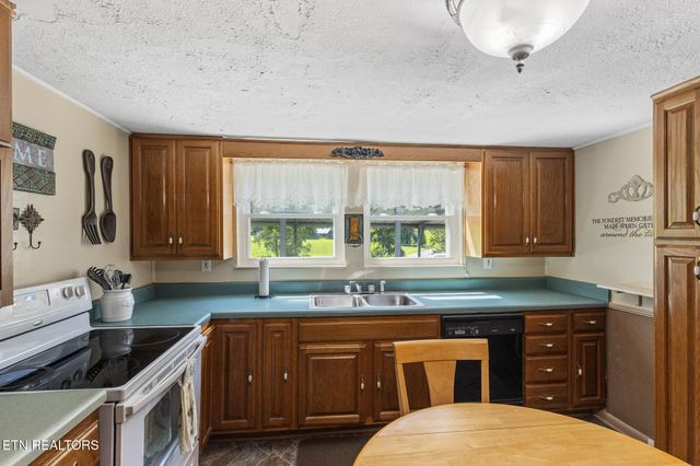 461 County Road 705, Athens, TN 37303