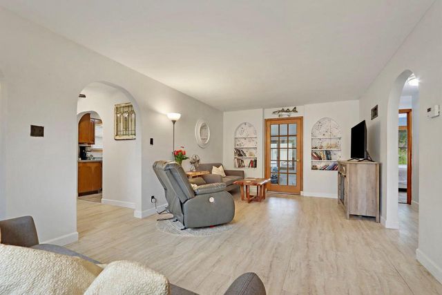 7515 25th AVENUE, Kenosha, WI 53143
