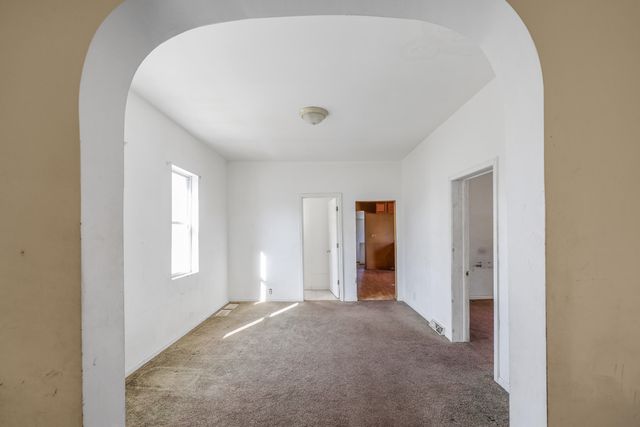 537 173rd Street, Hammond, IN 46324