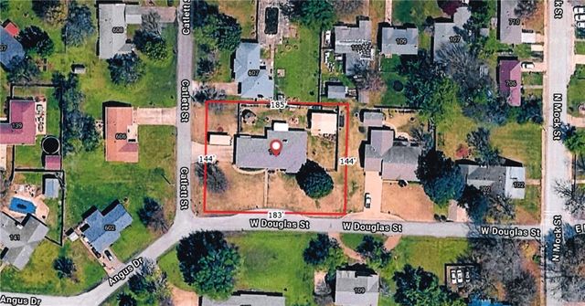 114 W Douglas Street, Prairie Grove, AR 72753