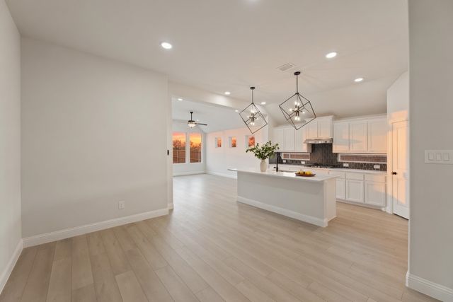 3829 Walnut Creek Drive, Crandall, TX 75114