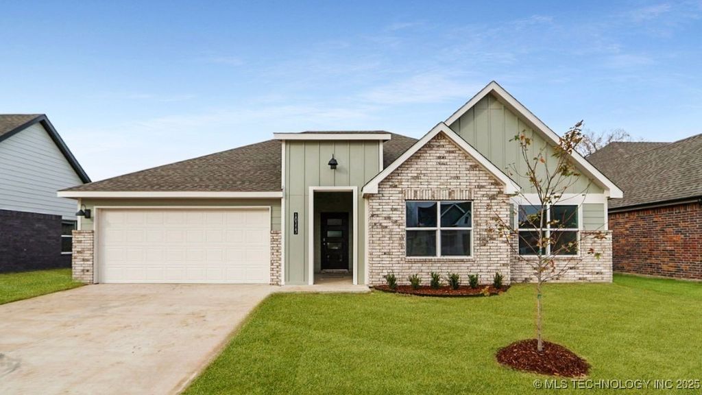 10113 E 131st Place S, Bixby, OK 74008