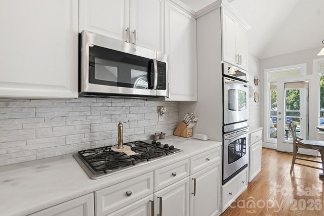 2066 Applebrook Drive, Wesley Chapel, NC 28110