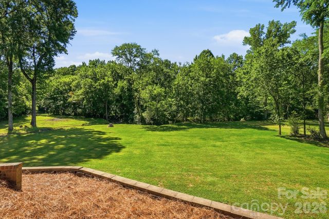 2066 Applebrook Drive, Wesley Chapel, NC 28110